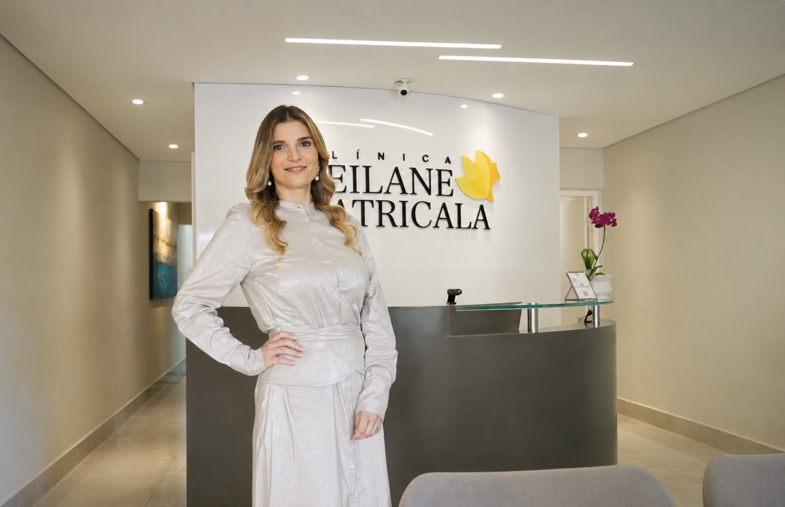 Dra. Leilane no consultório da Clínica Leilane Catricala